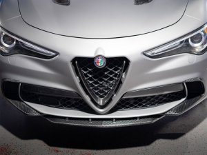  Alfa Romeo Stelvio Front Splitter - Carbon Fiber - Quadrifoglio